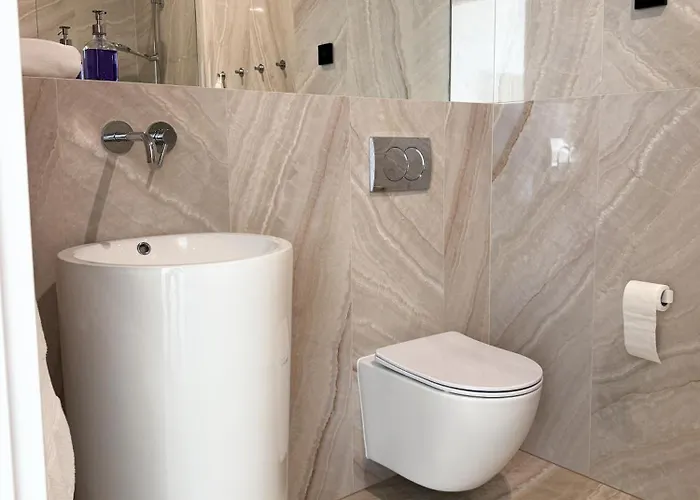 Hampton Przy Plazy - Etezje Rewa